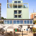 Ama Marena 3*