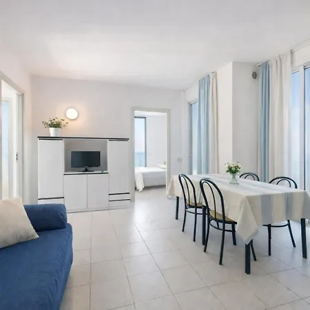 Aparthotel Ama Marena 3*