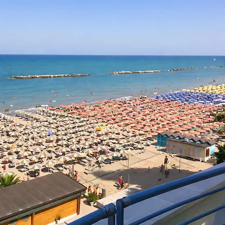 Aparthotel Ama Marena Pesaro